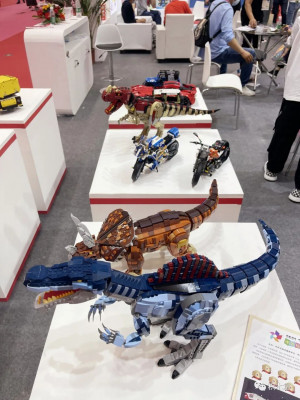 Dinosaurier.jpg