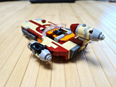 qmaze_c4543_luke's_x-34_sorosuub_landspeeder_08.jpg