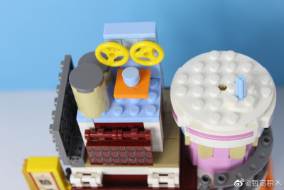 Zhe Gao mini 00931 05.jpg