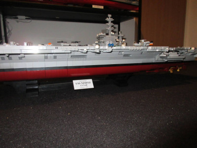 BB_Nimitz_Seite.jpg