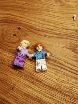 09 Figuren vorne.jpg