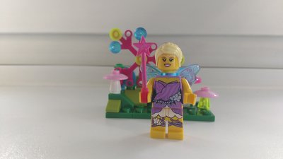 Elf (1).jpg