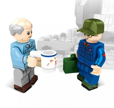 Sembo 203013 Minifigs.jpg