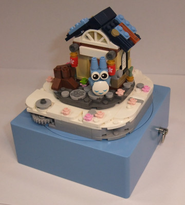 Von vorne. Der Totoro ist der gleiche wie im Set 1464 - Mei Kusakabe.