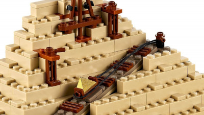 LEGO-Architecture-21058-Pyramide-06.jpg