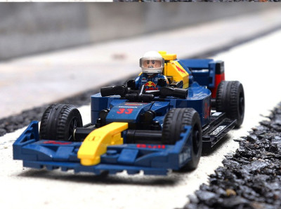 MJ 13014 blau 02.jpg