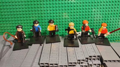 StarTrek-Minifigs.jpg