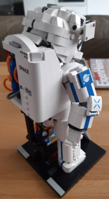 space10.jpg