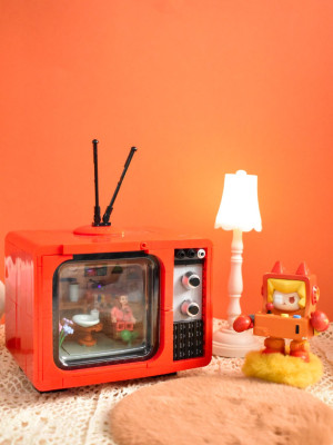 Toy Toy - Retro Television 02.jpg