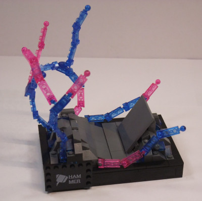 Zu Letzt wird die Baseplate noch mit Blitzen verziert.