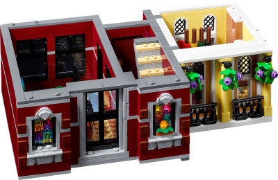 LEGO-Icons-10231-Jazz-Club-Modular-Building-9.jpg
