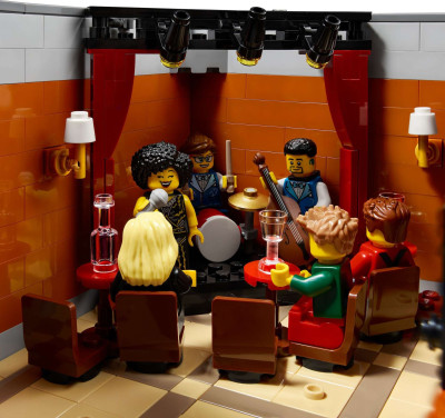 LEGO-Icons-10231-Jazz-Club-Modular-Building-16.jpg