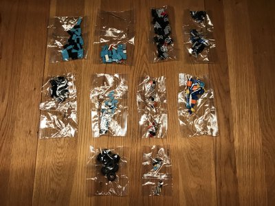 Tüte 21 bis 30 (von links nach rechts)