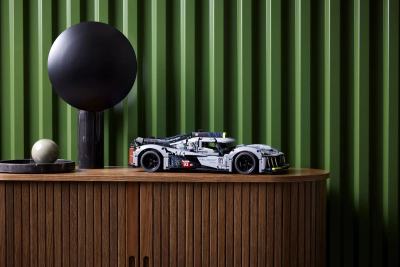 LEGO-Technic-42156-PEUGEOT-9X8-24H-Le-Mans-Hybrid-Hypercar-7.png