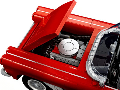 LEGO-Creator-Expert-10321-Corvette-8.jpg
