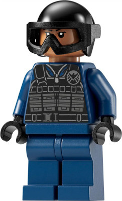 LEGO-Marvel-Avengers-Turm-76269-Minifiguren-1.jpg