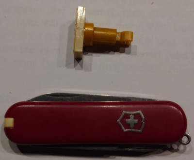 R2.jpg