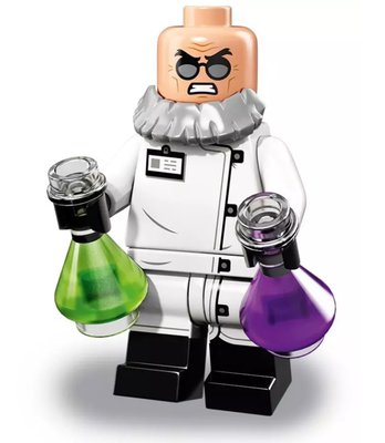 4 Professor Hugo Strange.jpg