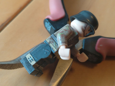 Minifig_Bein.jpg