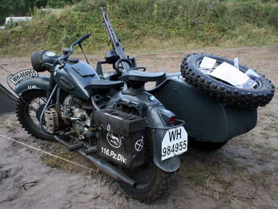 BMW-R-75_011a-wikipedia.jpg