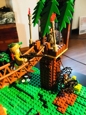 Kleine Ewok Behausung, Han zappelt im Netz