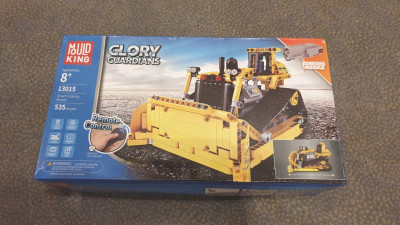 dozer-001.jpg