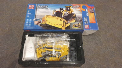 dozer-006.jpg