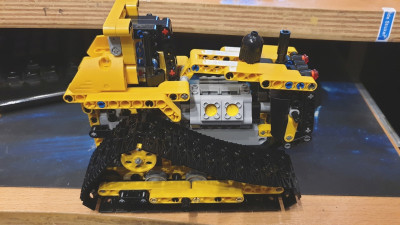 dozer-020.jpg