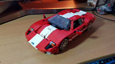 Ford GT40 Gesamt.jpg