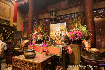 Temple 6.jpg