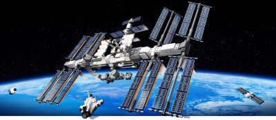 21321-ISS--201911--PDP-Hero-Tall-Large.jpg