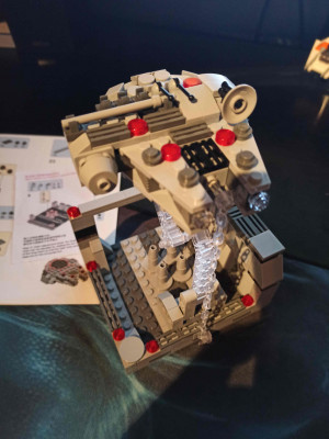 Falcon4.jpg