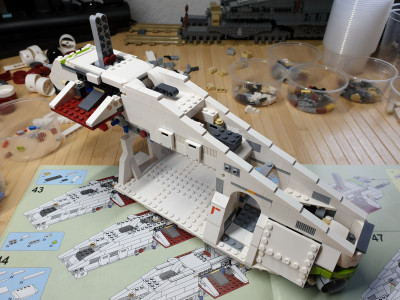 lion_king_180012_republic_gunship_1-04.jpg