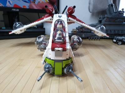 lion_king_180012_republic_gunship_2-14.jpg