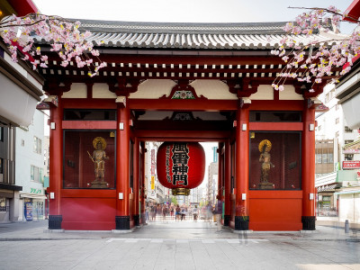Kaminarimon_Back.jpg