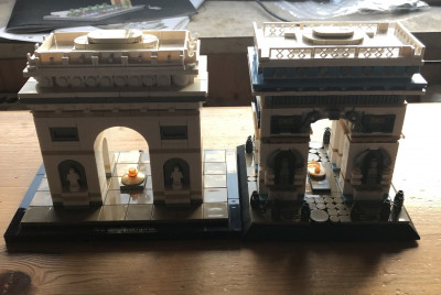LEGO  vs.  LOZ