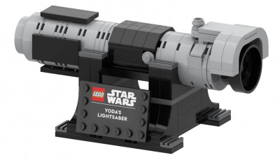 lego-5006290-yodas-lichtschwert.jpg