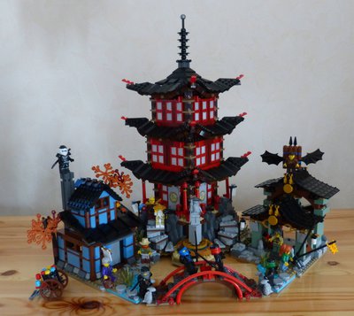 1. Temple voll.jpg