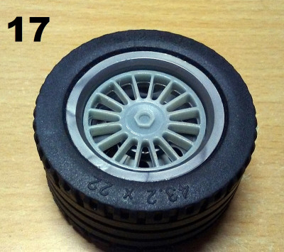 17 Taxi-Taxi.jpg