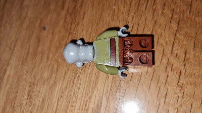 Minifig Leutnant Bek Back.jpg