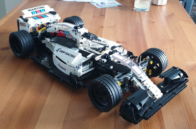 F1_1.jpg