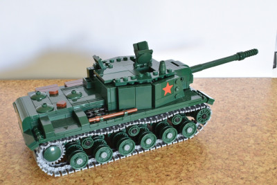 SU-152_2.jpg